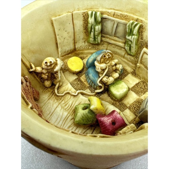 Harmony Kingdom Lord Byron's Harmony Garden "SUMMER BOUQUET" Trinket 2538/5000 - Picture 8 of 11